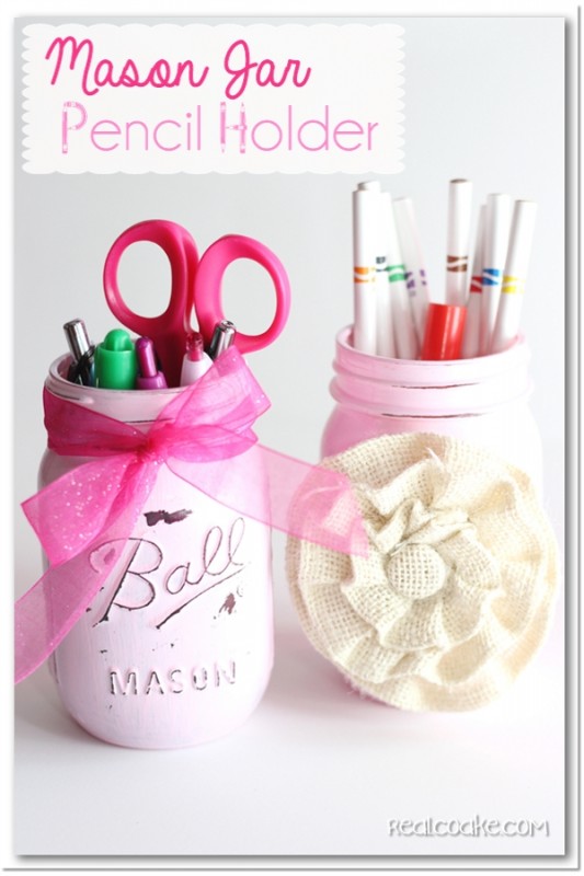Cute and simple #MasonJar #craft to make a pencil holder. #GiftIdeas #RealCoake Cute and simple #MasonJar #craft to make a pencil holder. #GiftIdeas #RealCoake