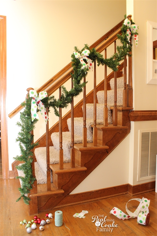 Christmas Decorating Ideas To Make A Christmas Garland
