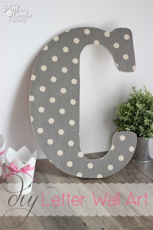 Diy Wall Art Make Pretty Monogram Letters My Outdated And Bare Walls Need An Update On A Dime This Cute Monogram Diy
