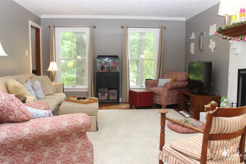 A pretty living room reveal. Room projects included painting the fireplace, removing chair rail and updating the whole room! #LivingRoom #Makeover #HomeDecor #RealCoake A pretty living room reveal. Room projects included painting the fireplace, removing chair rail and updating the whole room! #LivingRoom #Makeover #HomeDecor #RealCoake