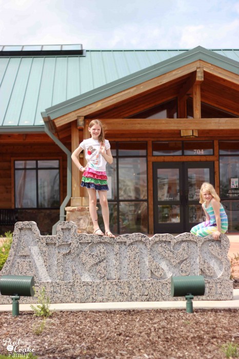 1 mom, 2 kids, 5346 mile road trip with all kinds of fun! Great ideas of places to stop 1 mom, 2 kids, 5346 mile road trip with all kinds of fun! Great ideas of places to stop