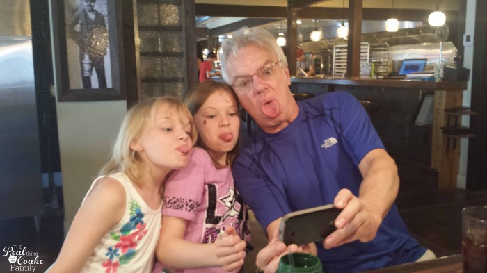 1 mom, 2 kids, 5346 mile road trip with all kinds of fun! Great ideas of places to stop 1 mom, 2 kids, 5346 mile road trip with all kinds of fun! Great ideas of places to stop