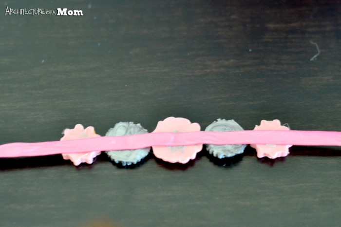 Cute idea and simple to make! American Girl Crafts to make an embellished headband. #AmericanGirl #Crafts #Headband #ModMelts #RealCoake Cute idea and simple to make! American Girl Crafts to make an embellished headband. #AmericanGirl #Crafts #Headband #ModMelts #RealCoake