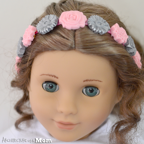 Cute idea and simple to make! American Girl Crafts to make an embellished headband. #AmericanGirl #Crafts #Headband #ModMelts #RealCoake Cute idea and simple to make! American Girl Crafts to make an embellished headband. #AmericanGirl #Crafts #Headband #ModMelts #RealCoake