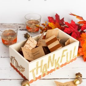 Simple Thanksgiving Decoration Thankful Box Craft