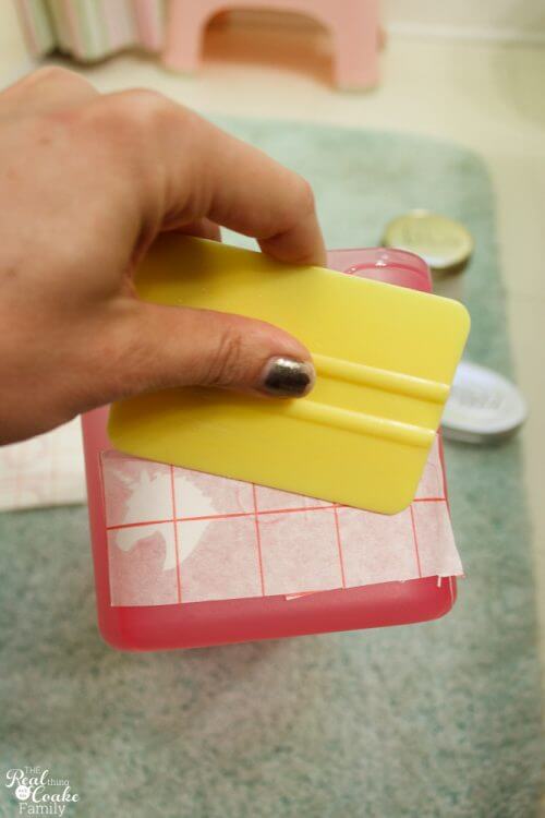 Great kids bathroom organization tips! These are easy ideas perfect for a small bathroom. Love the cute DIY storage ideas that my teen/tween will love! Great kids bathroom organization tips! These are easy ideas perfect for a small bathroom. Love the cute DIY storage ideas that my teen/tween will love!